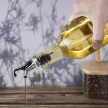 Load image into Gallery viewer, Glass Olive Oil &amp; Vinegar Bottle - 500ml
