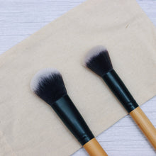 Load image into Gallery viewer, Contour Makeup Brush - Bamboo
