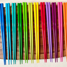 Load image into Gallery viewer, Bamboo Luxury Rainbow Chopsticks (one pair)
