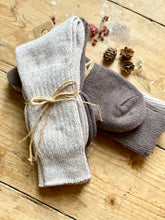 Load image into Gallery viewer, Luxury Aloe Infused  Recycled Plastic Cozy Socks- Pk of 2 - Beige &amp; Brown
